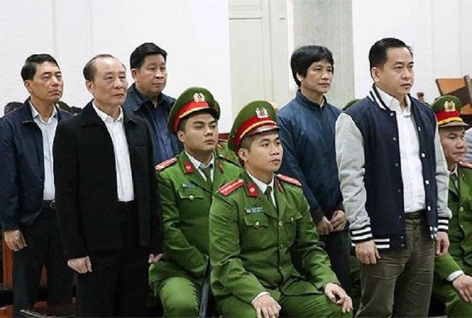 Kết thúc đại án Đông Á, Vũ 'nhôm' lại hầu tòa vì thâu tóm đất vàng Các bị cáo trong vụ án.