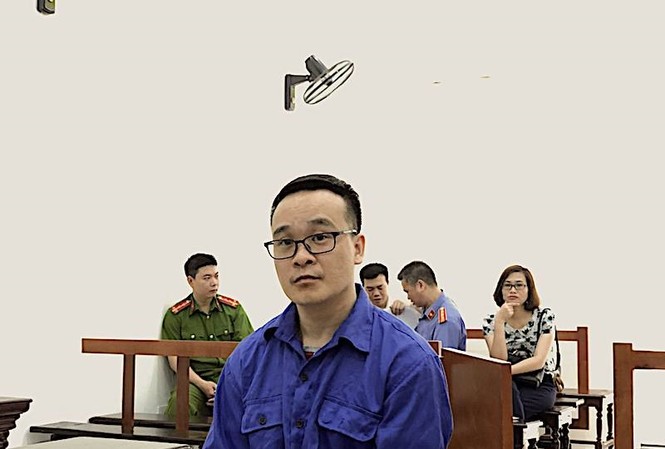 Bác sĩ làm giả chứng nhận tâm thần cho tội phạm được giảm án Bị cáo Thân Thái Phong.