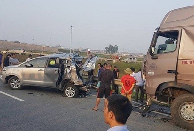 Tiếp tục điều tra vụ container đâm Innova lùi trên cao tốc để 'tránh oan sai' Hiện trường vụ án năm 2016.
