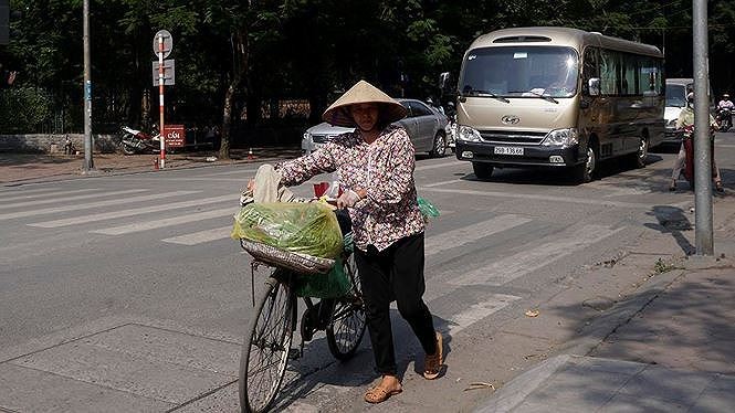 Nắng nóng gay gắt có thể kéo dài trong nhiều ngày tới Nắng nóng gay gắt có thể kéo dài trong nhiều ngày tới