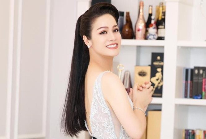 Nhật Kim Anh vẫn bàng hoàng, chưa thể tin công an đã bắt được kẻ trộm 5 tỷ Nhật Kim Anh vẫn bàng hoàng, chưa thể tin công an đã bắt được kẻ trộm 5 tỷ