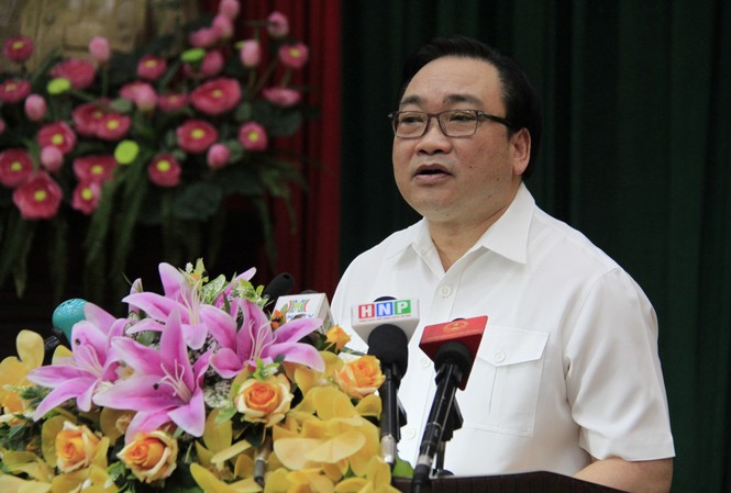 Bí thư Hà Nội: Cán bộ vẫn ngồi trong phòng, không đi ra đường Bí thư Thành ủy Hà Nội Hoàng Trung Hải