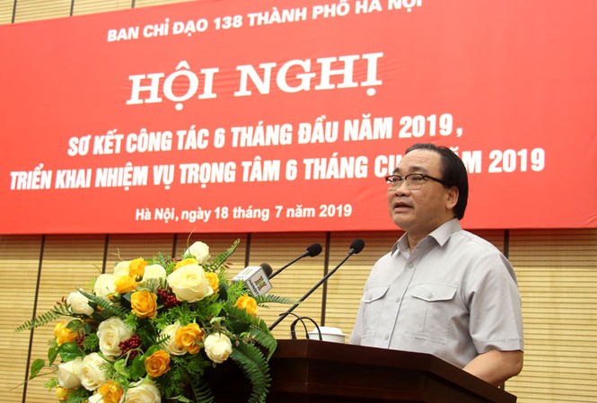 Hà Nội: Đề xuất cấm kinh doanh ‘bóng cười’ trong hoạt động giải trí Bí thư Thành ủy Hà Nội Hoàng Trung Hải phát biểu tại hội nghị. Ảnh: HNM