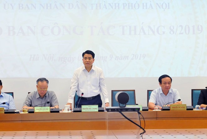 Hà Nội: Lập phương án thoát nạn tới từng hộ dân nếu xảy ra cháy Chủ tịch UBND thành phố Hà Nội Nguyễn Đức Chung chủ trì buổi họp