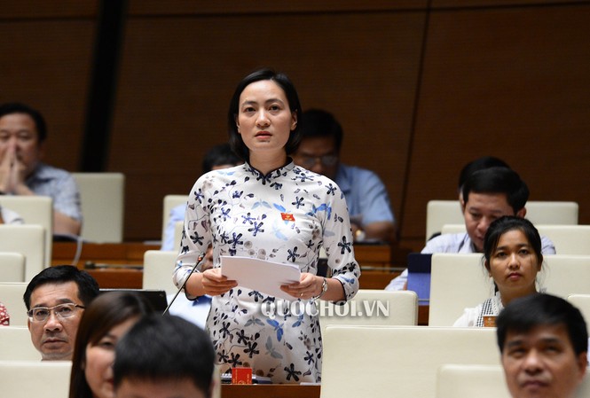 Đại biểu Quốc hội: Có cán bộ y tế bỏ mạng khi đang cấp cứu cho bệnh nhân Đại biểu Quốc hội: Có cán bộ y tế bỏ mạng khi đang cấp cứu cho bệnh nhân