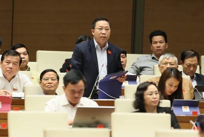 Đại biểu quốc hội tranh luận về vai trò ngành kiểm sát ĐBQH Lưu Bình Nhưỡng. Ảnh: Như Ý