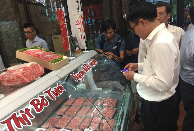 Thịt bò Nhật tràn về Việt Nam Người tiêu dùng tìm hiểu thịt bò Nhật nuôi tại Việt Nam