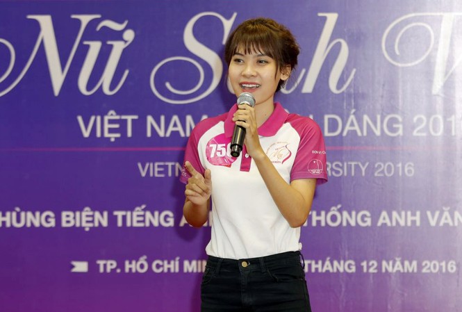 Top thí sinh 'siêu' ngoại ngữ của Nữ sinh viên Việt Nam duyên dáng Top thí sinh 'siêu' ngoại ngữ của Nữ sinh viên Việt Nam duyên dáng