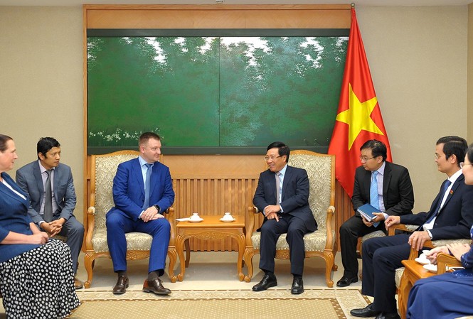Phó Thủ tướng Phạm Bình Minh tiếp đoàn đại biểu cấp cao thanh niên Nga Phó Thủ tướng Phạm Bình Minh tiếp đoàn đại biểu cấp cao thanh niên Nga
