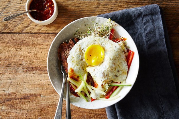 Tự làm cơm trộn Bibimbap 'siêu tốc' tại nhà Tự làm cơm trộn Bibimbap 'siêu tốc' tại nhà