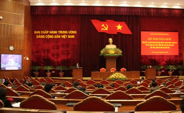 Đạo đức, lối sống suy thoái ở mức “không thể xem thường” Toàn cảnh hội nghị. Ảnh: C.K