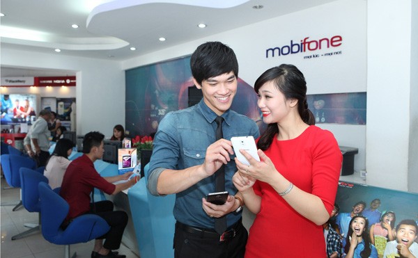 Cơ hội cho Mobifone Các chuyên gia cho rằng, cổ phần hóa MobiFone là lựa chọn tốt nhất
