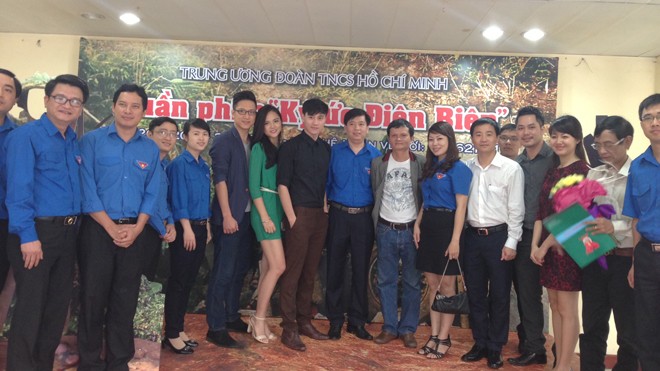 Phim về Điện Biên Phủ: Trẻ, mới và cảm xúc Đoàn làm phim giao lưu với lãnh đạo, cán bộ T.Ư Đoàn