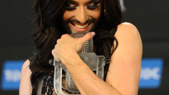 Râu của nữ ca sĩ và tương lai của châu Âu Conchita Wurst tại cuộc thi Eurovision