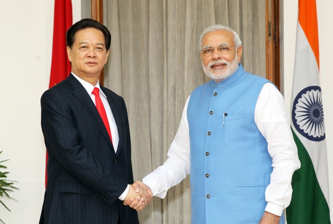 Việt Nam, Ấn Độ đẩy mạnh hợp tác toàn diện Thủ tướng Nguyễn Tấn Dũng và Thủ tướng Ấn Độ Narendra Modi tại New Delhi ngày 28/10. Ảnh: TTXVN