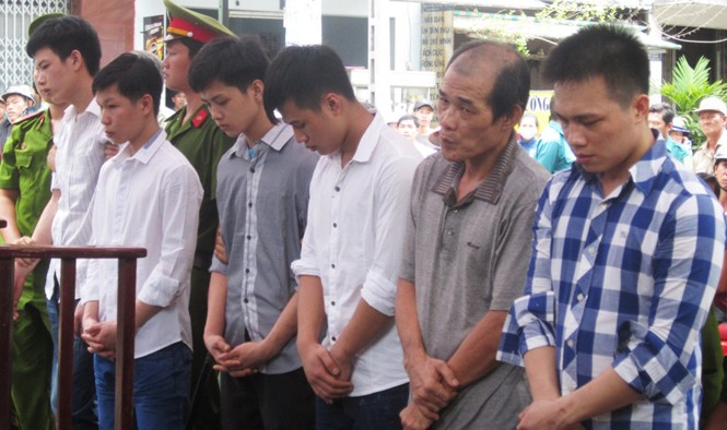 Hai án tử hình, một chung thân cho băng cướp xe ôm Băng cướp xe ôm trước vành móng ngựa