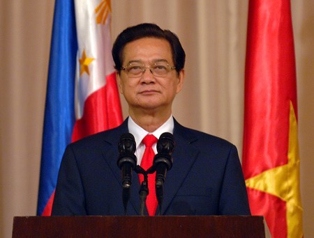 Phát biểu của Thủ tướng Nguyễn Tấn Dũng tại họp báo với Tổng thống Philippines Thủ tướng Nguyễn Tấn Dũng phát biểu tại buổi họp báo sau Hội đàm Việt Nam-Philippines chiều 21/5. Ảnh: VGP/Nhật Bắc