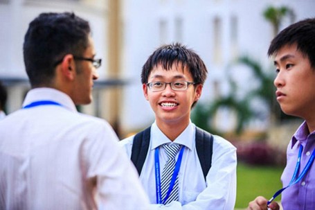 Bốn bạn trẻ Việt đạt điểm SAT cao ngất ngưởng Trần Đăng Huy.