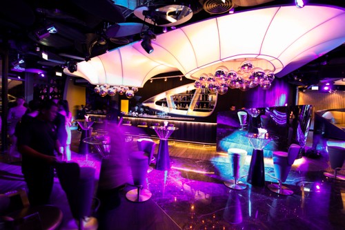 Khai trương Sky bar cao nhất Việt Nam Khai trương Sky bar cao nhất Việt Nam