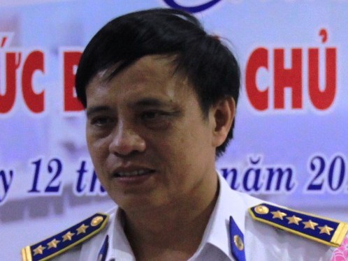 Cảnh sát biển Việt Nam đang hết sức kiềm chế Đại tá Thái Minh Dũng, Phó chỉ huy trưởng về pháp luật Cảnh sát biển vùng 2. Ảnh: Nguyễn Huy