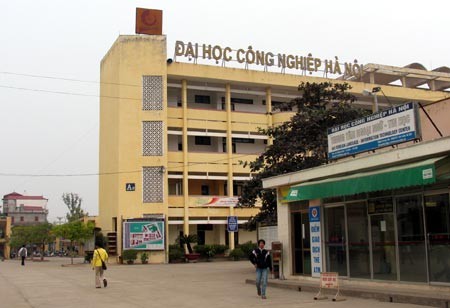 ĐH Công nghiệp Hà Nội miễn học phí cho thủ khoa ĐH Công nghiệp Hà Nội miễn học phí cho thủ khoa