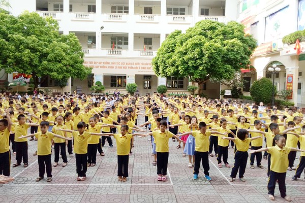 TS Nguyễn Tùng Lâm: Chỉ chăm chăm học văn hóa là lạc hậu Một giờ tập thể dục của học sinh tiểu học. Ảnh mang tính minh họa, nguồn Internet