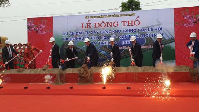 Đầu tư hơn 700 tỉ đồng xây dựng khu trung tâm lễ hội đền Trần Lãnh đạo tỉnh Nam Định làm lễ động thổ, khởi công dự án