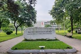 Trường ĐH Bách Khoa có lượng thí sinh đăng ký 'khủng', tỉ lệ chọi tăng Trường ĐH Bách Khoa có lượng thí sinh đăng ký 'khủng', tỉ lệ chọi tăng