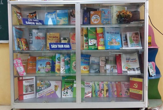 Có nên dẹp bỏ thư viện trường học: Học sinh thờ ơ, thư viện thành nhà kho Một góc thư viện sách của một trường tiểu học ở Hà Nội. Ảnh: Đỗ Hợp
