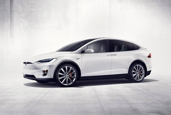 Ưu và nhược điểm của Tesla Model X 2018 Tesla Model X 2018 là một mẫu SUV chạy điện rất lạ.
