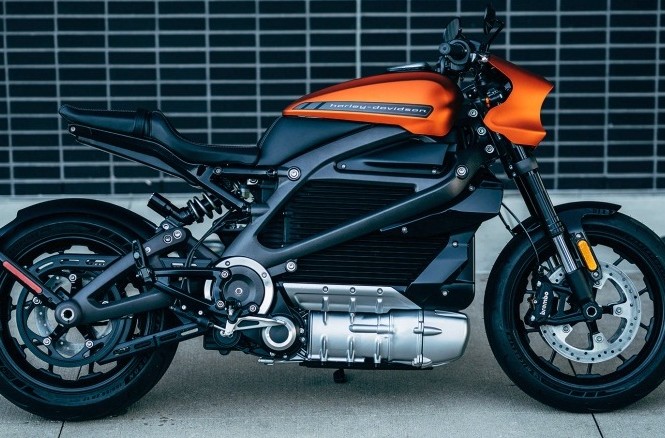 Mô tô điện Harley-Davidson Livewire chính thức lộ diện Harley-Davidson giới thiệu mô tô điện Livewire tại EICMA 2018.