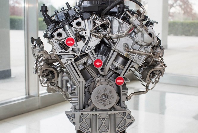 Ford bị tố 'ăn cắp' bằng sáng chế động cơ Động cơ V6 của Ford.