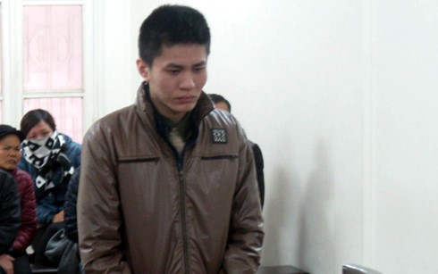'Nổ' là con lãnh đạo Bộ Quốc phòng lừa đảo xin việc Linh tại tòa sơ thẩm