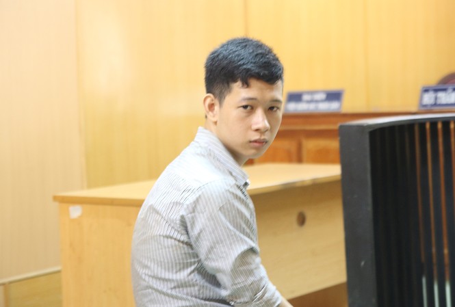 Tranh luận quyết liệt vụ giết người sau tai nạn giao thông Bị cáo Nguyễn Ngọc Hồ tại phiên tòa. Ảnh: Tân Châu.