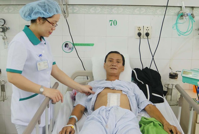 Cứu sống ca vỡ phình động mạch chủ bụng nguy kịch Sức khỏe của bệnh nhân Đặng Vĩ H. đã phục tốt sau ca phẫu thuật “thập tử nhất sinh”. Ảnh: Bệnh viện Hoàn Mỹ cung cấp.