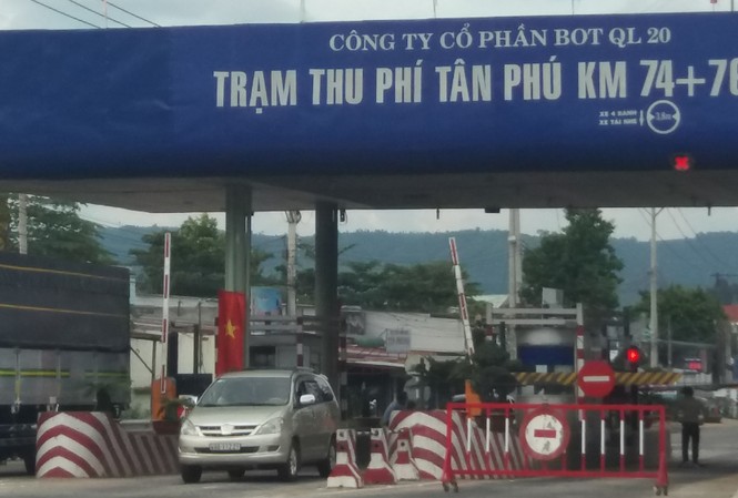 Đầu tư tại Lâm Đồng, thu phí BOT tại Đồng Nai Trạm thu phí Tân Phú.