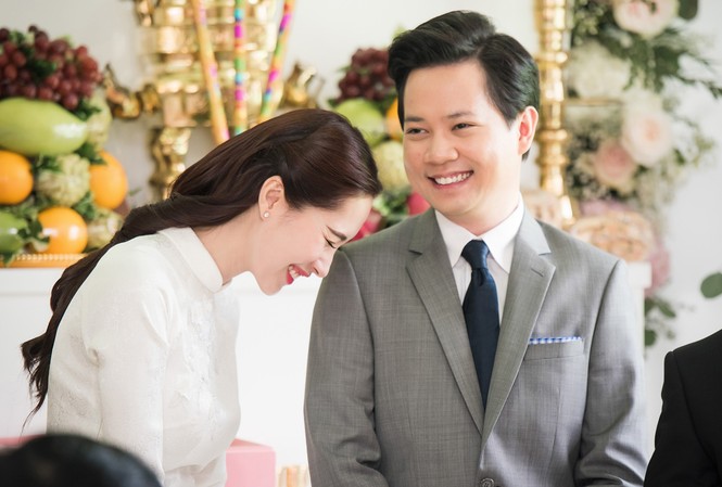 Hoa hậu Thu Thảo chuẩn bị ra sao cho đám cưới được mong chờ Hoa hậu Thu Thảo và chú rể Trung Tín lên kế hoạch chuẩn bị lễ cưới từ đầu năm nay.