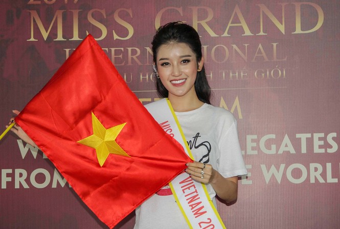 Á hậu Huyền My: Tôi đã sẵn sàng để toả sáng trong đêm chung kết Á hậu Huyền My đã sẵn sàng cho đêm chung kết tối nay.
