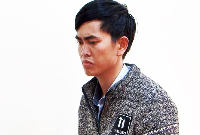Thỏa thuận đốt gỗ để phi tang chứng cứ, một nhân viên quản lý rừng bị bắt giam Nguyễn Văn Quyền tại cơ quan điều tra