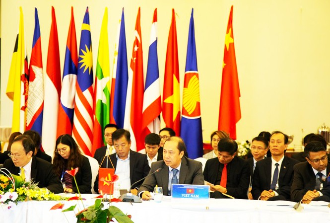 Vi phạm của Trung Quốc gây bất lợi cho tiến trình đàm phán COC Đại diện phái đoàn các nước ASEAN tại hội nghị