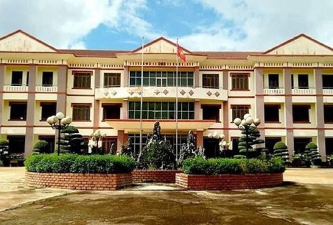 Đắk Nông: Khởi tố nguyên Phó chủ tịch UBND huyện Tuy Đức Trụ sở UBND huyện Tuy Đức