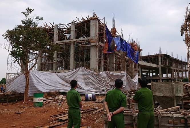 Vụ sập nhà ở Đắk Lắk: Đơn vị thi công báo cáo gian dối Hiện trường vụ sập công trình ở TP Buôn Ma Thuột