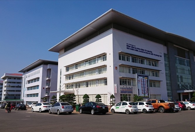 Người nhà bệnh nhân đánh nữ nhân viên y tế đang mang thai Bệnh viện Đa khoa vùng Tây Nguyên
