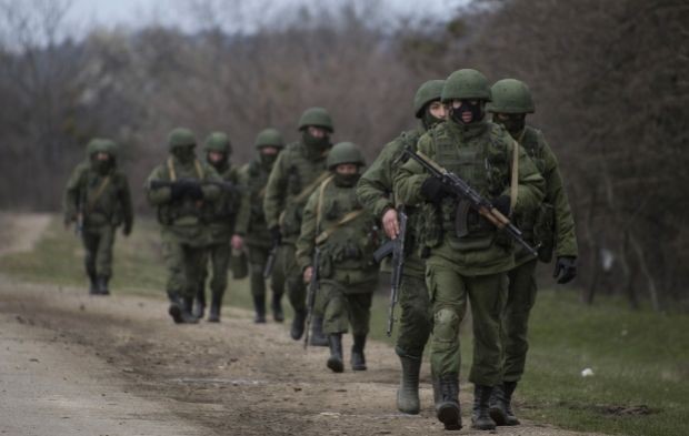Ukraine cáo buộc 15.000 binh sĩ Nga trên biên giới Ukraine cáo buộc 15.000 binh sĩ Nga trên biên giới