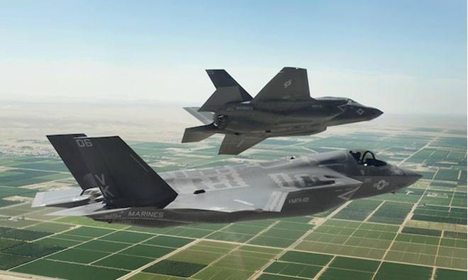 Siêu tiêm kích F-35B Lightning II lần đầu xuất ngoại Siêu tiêm kích F-35B Lightning II lần đầu xuất ngoại