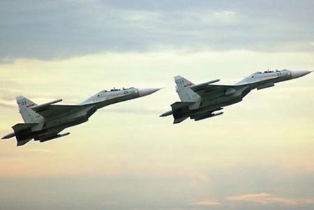 Su-27 Trung Quốc 'khiêu khích' máy bay Nhật Bản Su-27 Trung Quốc 'khiêu khích' máy bay Nhật Bản