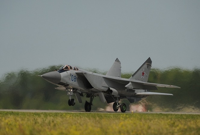 Nga 'tăng tuổi thọ' cho siêu tiêm kích đánh chặn MiG-31 Nga 'tăng tuổi thọ' cho siêu tiêm kích đánh chặn MiG-31