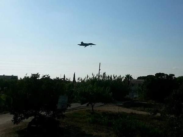 ‘Xe tăng bay’ Su-34 của Nga đã có mặt ở Syria? Tiêm kích ném bom Su-34 của Nga được cho là đang hạ cánh xuống căn cứ không quân Latakia của Syria? Ảnh: The Aviationist