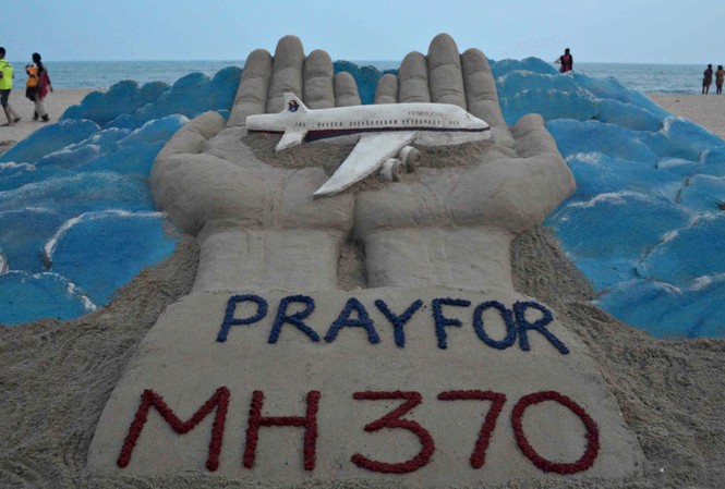 Phát hiện mảnh vỡ máy bay nghi là phần mũi của MH 370 Số phận của chiếc máy bay số hiệu MH370 vẫn là ẩn số. Ảnh: AFP