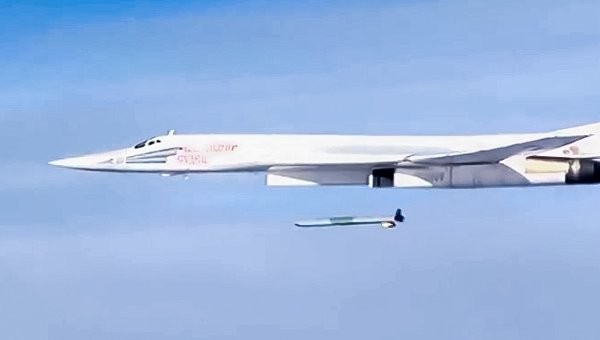 Máy bay ném bom chiến lược Mỹ-Nga so đọ sức mạnh Máy bay ném bom Tu-160 của Nga, Ảnh: Bộ Quốc phòng Nga